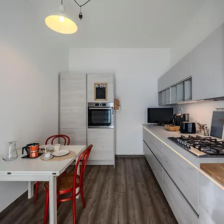 15 Min Walk From Fiere - Space & Style