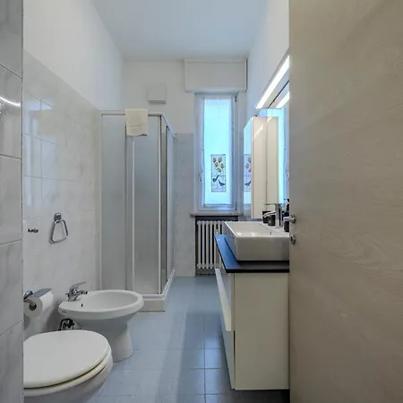 15 Min Walk From Fiere - Space & Style דירה