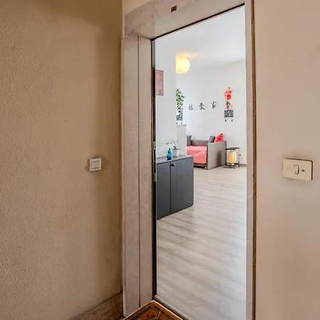 דירה 15 Min Walk From Fiere - Space & Style *